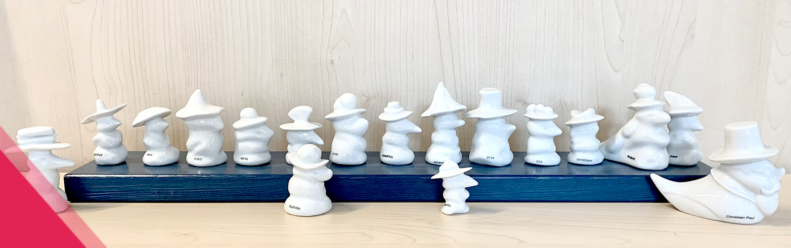Selb Souvenirs - Selblinge Kleine Porzellan-Sammelfiguren "Selblinge" präsentiert vom Porzellanikon Selb